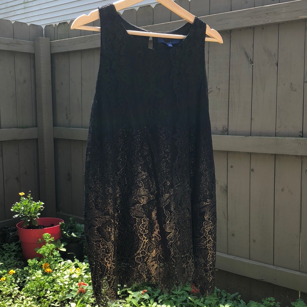 Gold-dipped lace long tunic sleveless top